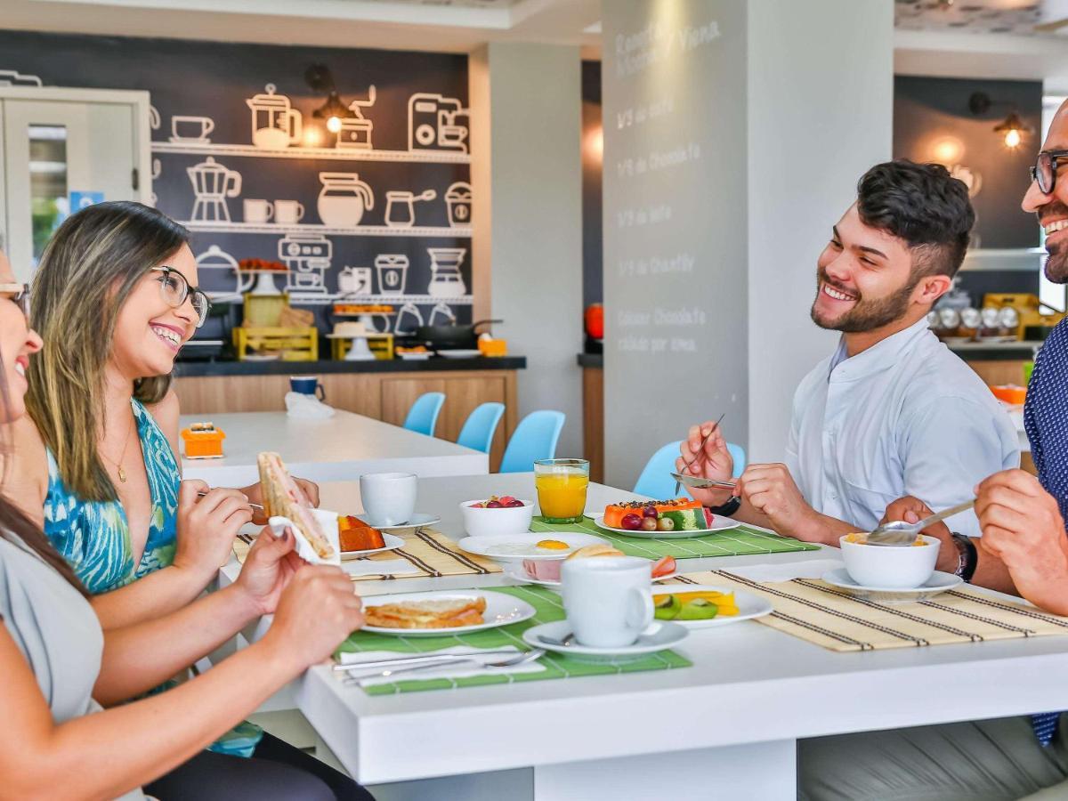 Ibis Styles Vitoria Da Conquista Otel Dış mekan fotoğraf